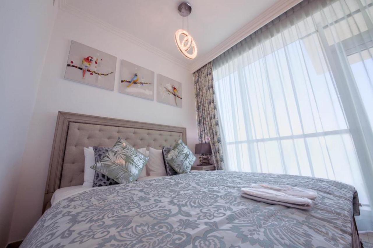 Stunning 5* 4Br-Oceanfront-Apartment Дубай Экстерьер фото